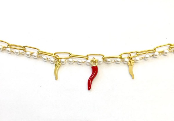 BRACCIALE PERLINE E CORNI