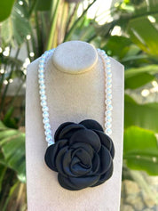 Choker Flower