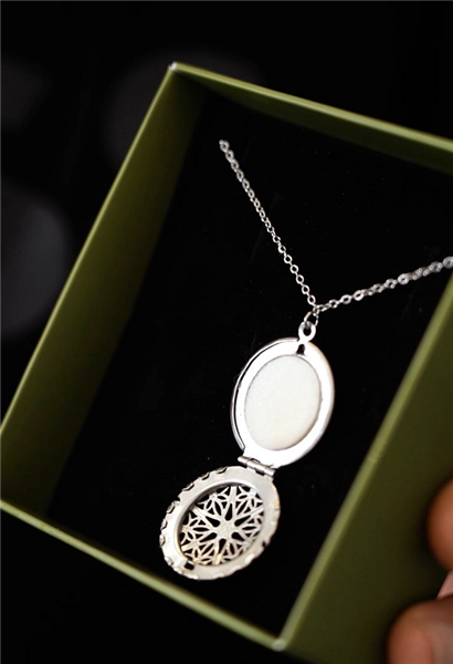COLLANA PERFUME