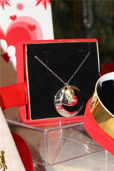 COLLANA LUNA E CUORE MAMMA