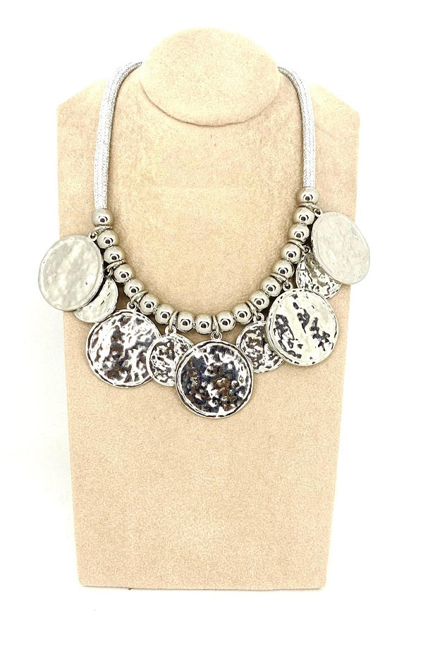 Collana Ashka