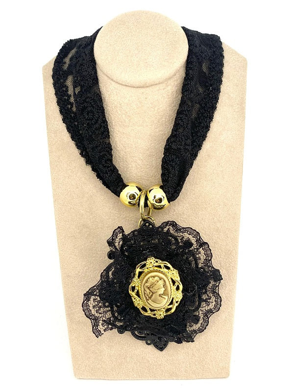 Collana Cammeo Lace