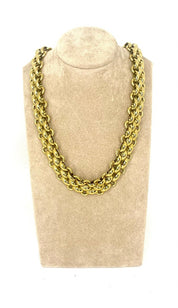 Collana Must