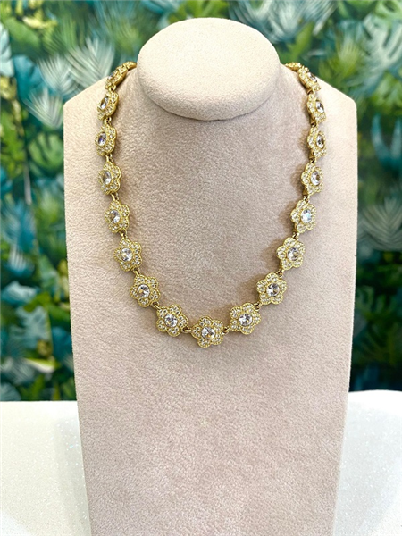 CHOKER FLOWER