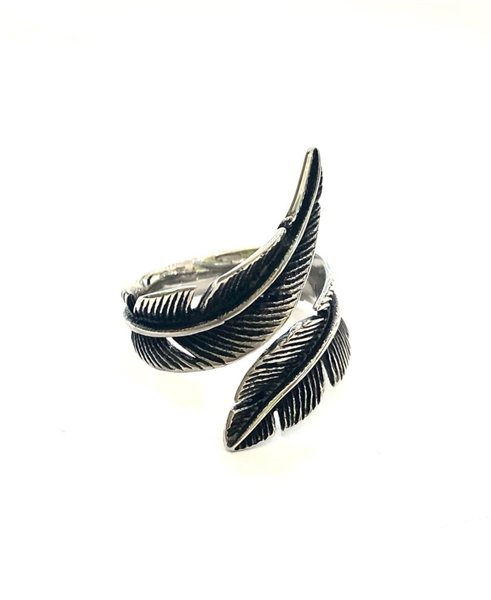 ANELLO CON FOGLIA MEDIA