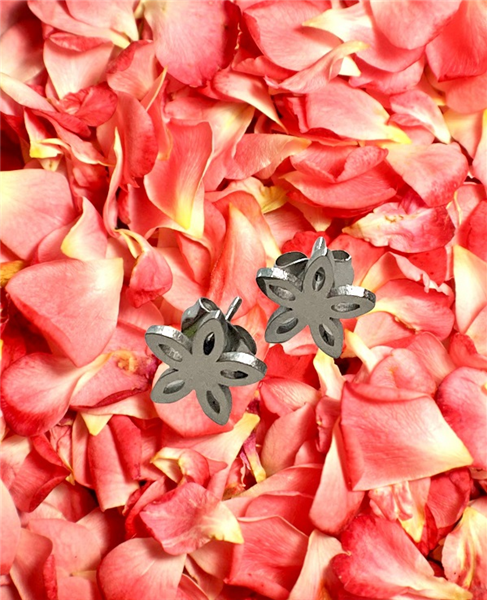 ORECCHINI A LOBO CON FIORE