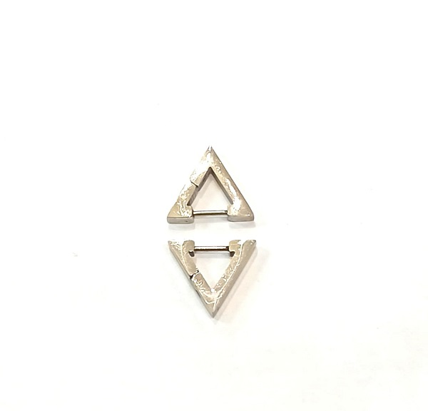 ORECCHINI TRIANGOLO PICCOLO