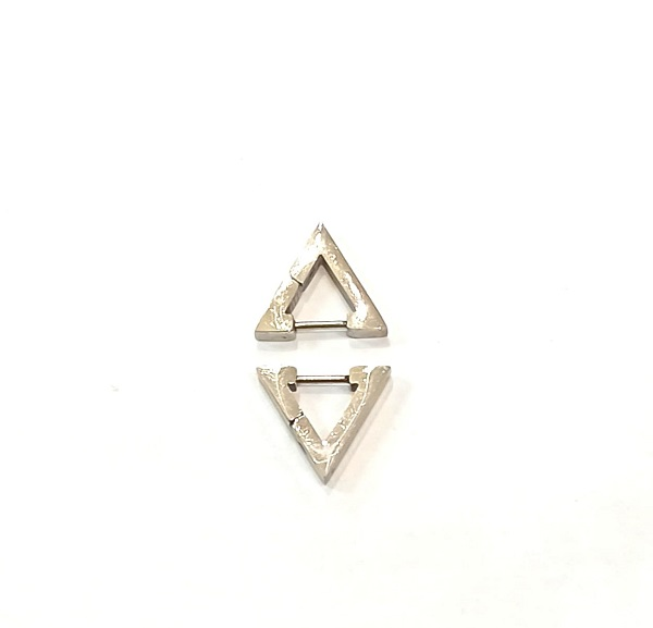 ORECCHINI TRIANGOLO PICCOLO